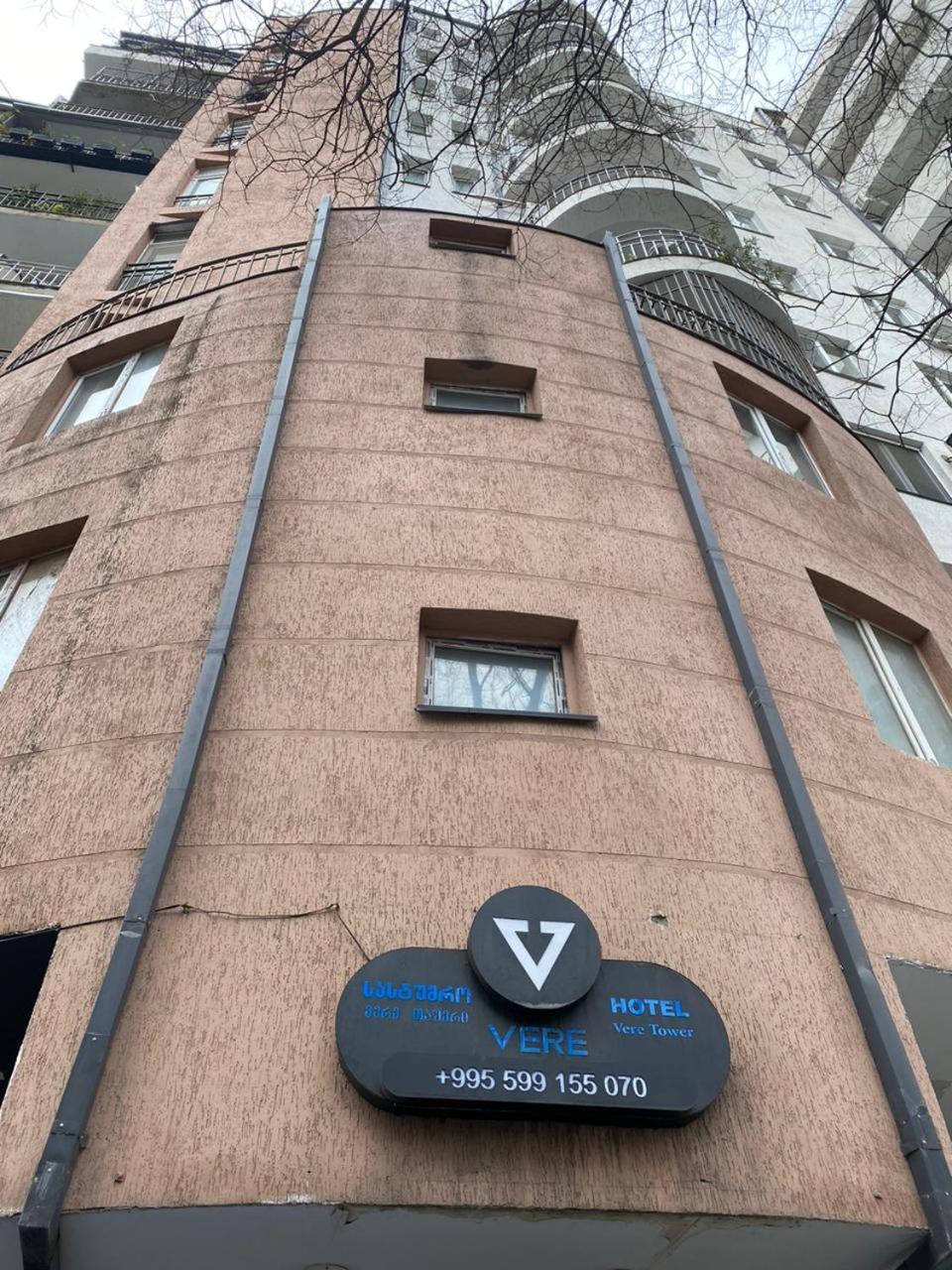 Family Hotel Vere Tower تبليسي المظهر الخارجي الصورة