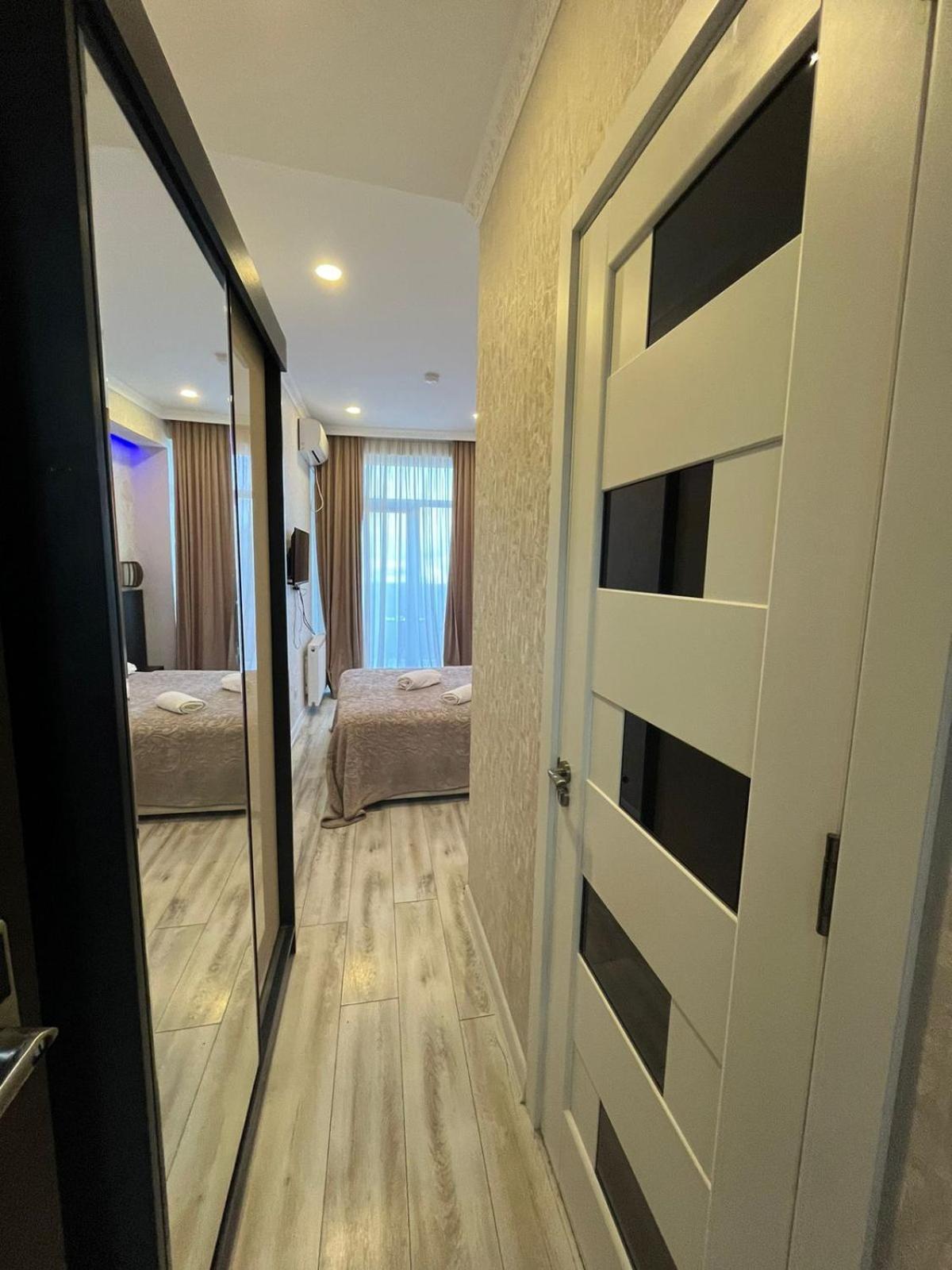 Family Hotel Vere Tower تبليسي المظهر الخارجي الصورة