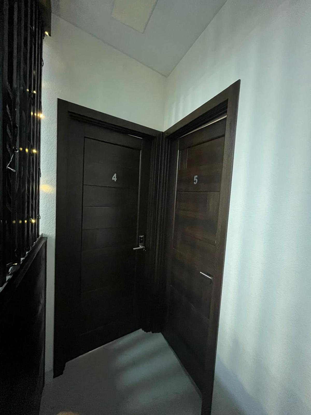 Family Hotel Vere Tower تبليسي المظهر الخارجي الصورة