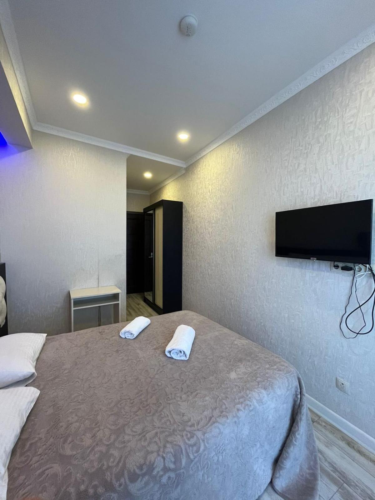 Family Hotel Vere Tower تبليسي المظهر الخارجي الصورة