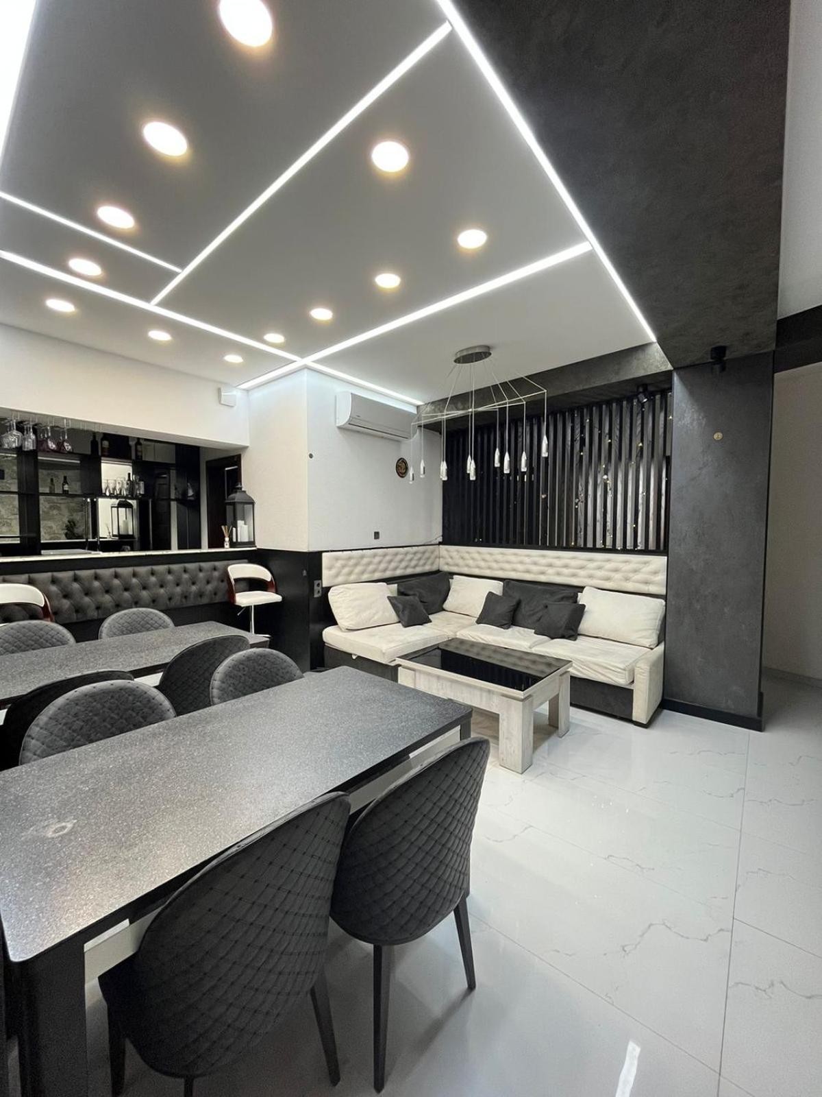 Family Hotel Vere Tower تبليسي المظهر الخارجي الصورة