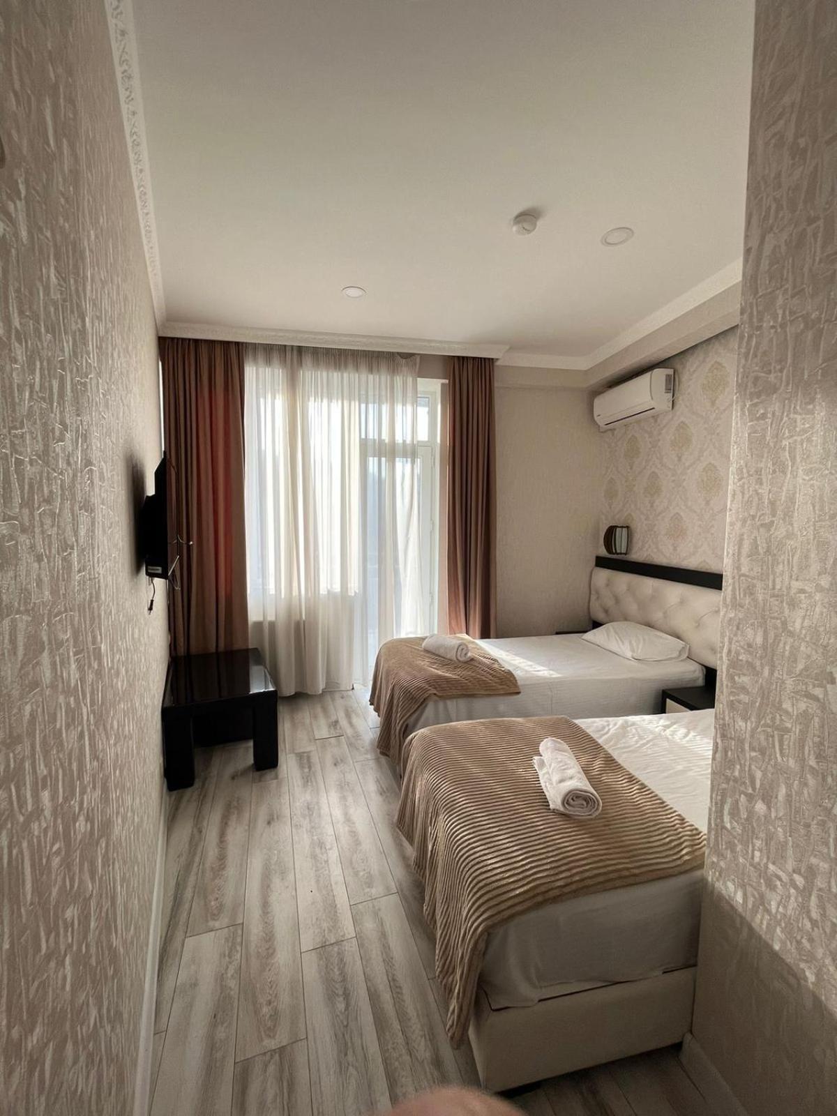 Family Hotel Vere Tower تبليسي المظهر الخارجي الصورة