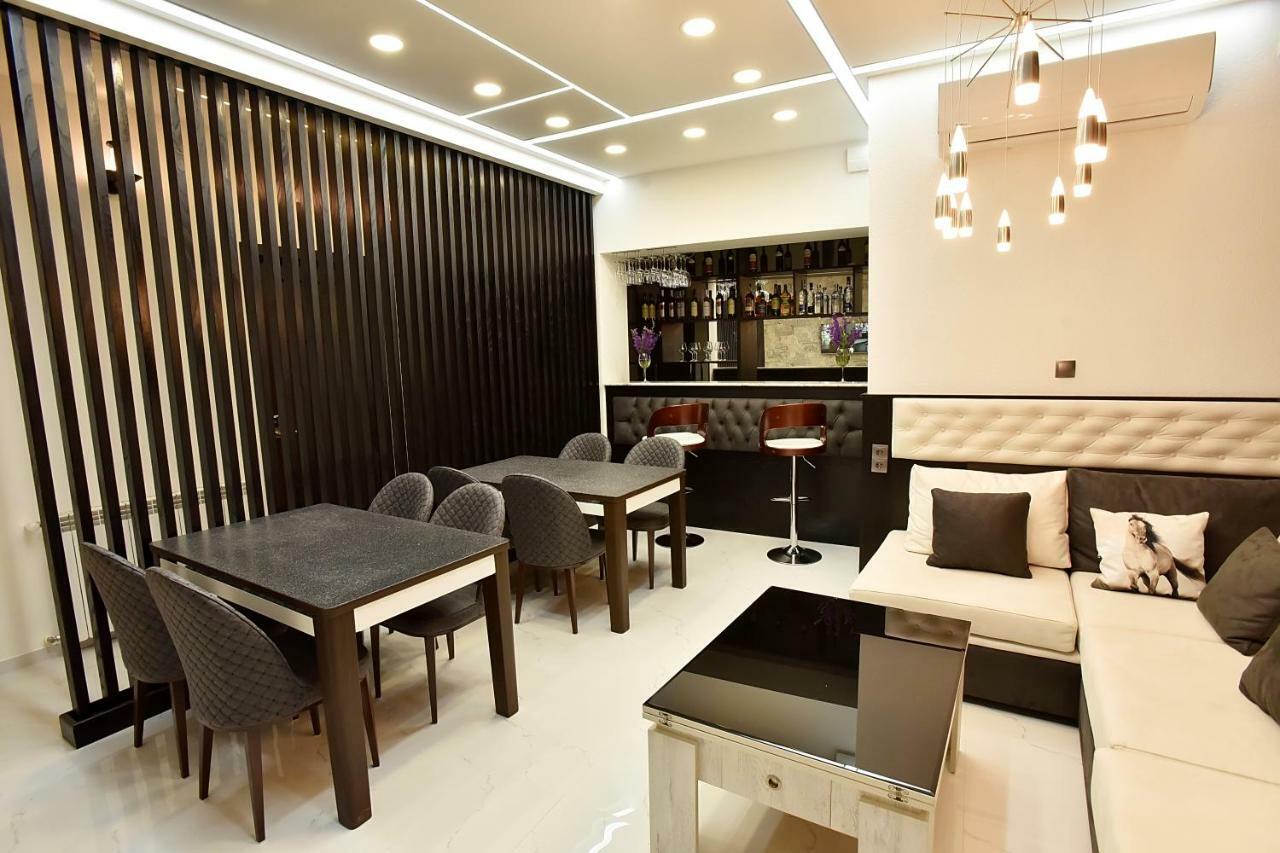 Family Hotel Vere Tower تبليسي المظهر الخارجي الصورة