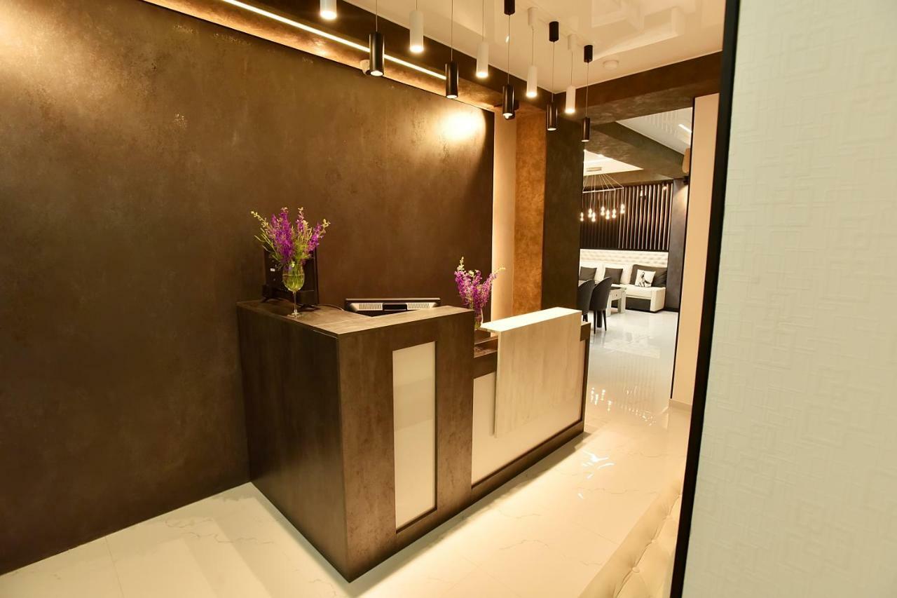 Family Hotel Vere Tower تبليسي المظهر الخارجي الصورة