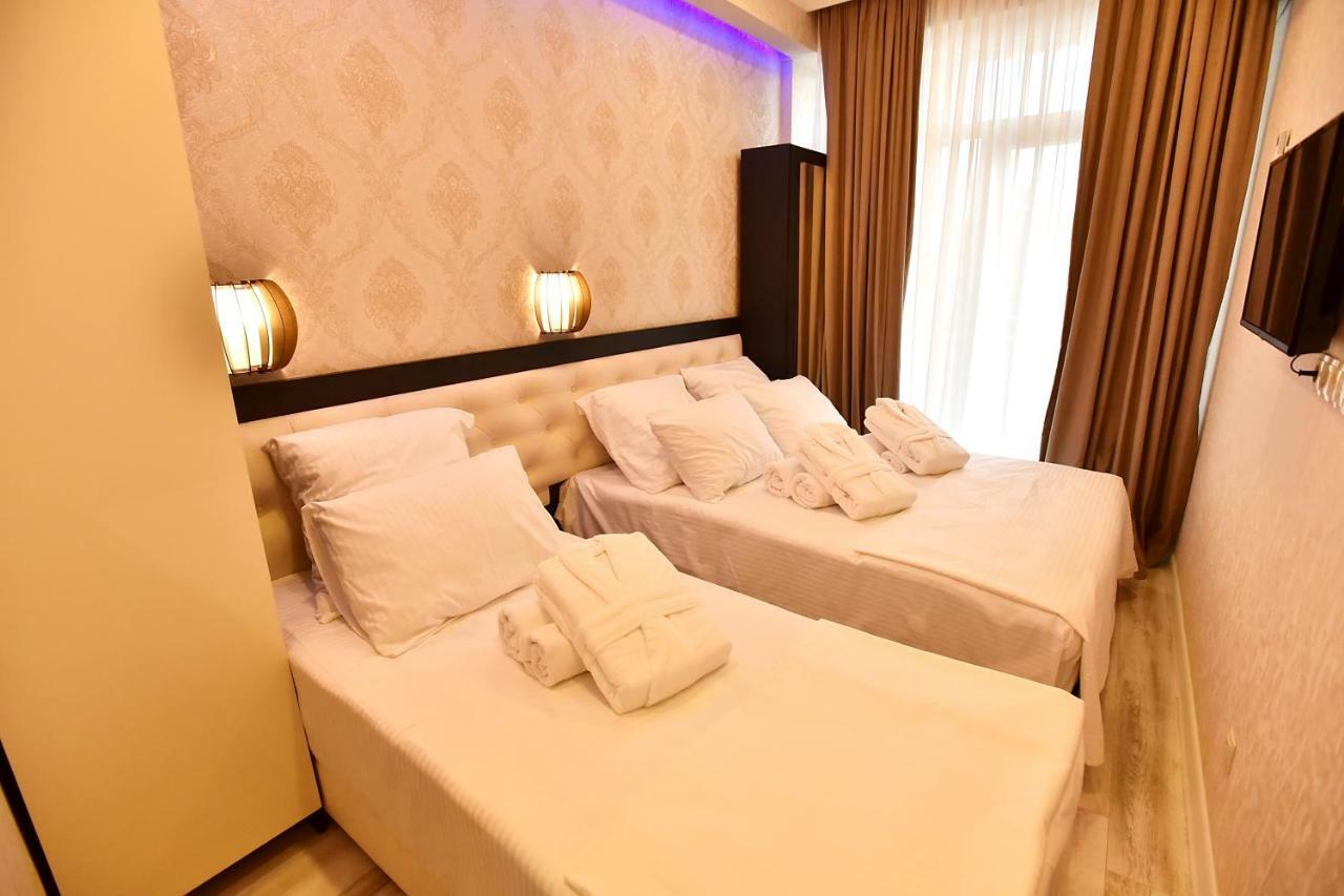 Family Hotel Vere Tower تبليسي المظهر الخارجي الصورة