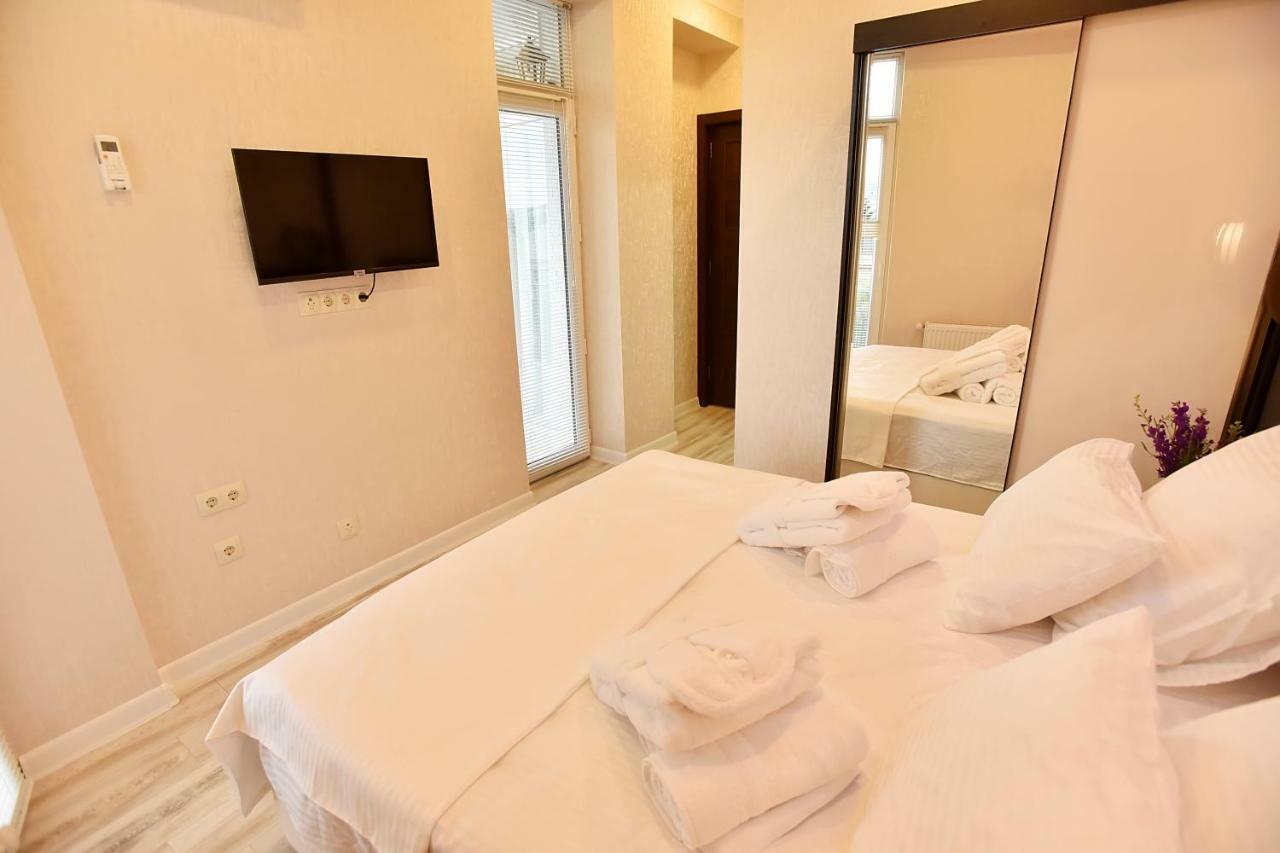 Family Hotel Vere Tower تبليسي المظهر الخارجي الصورة