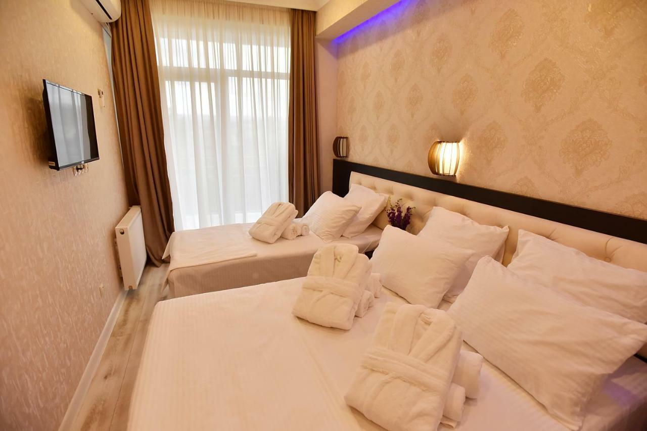 Family Hotel Vere Tower تبليسي المظهر الخارجي الصورة